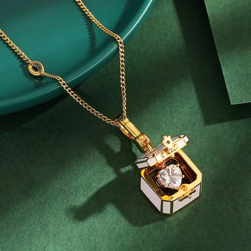 3D Heart Chocolate Box Pendant Necklace – Openable Gold Locket